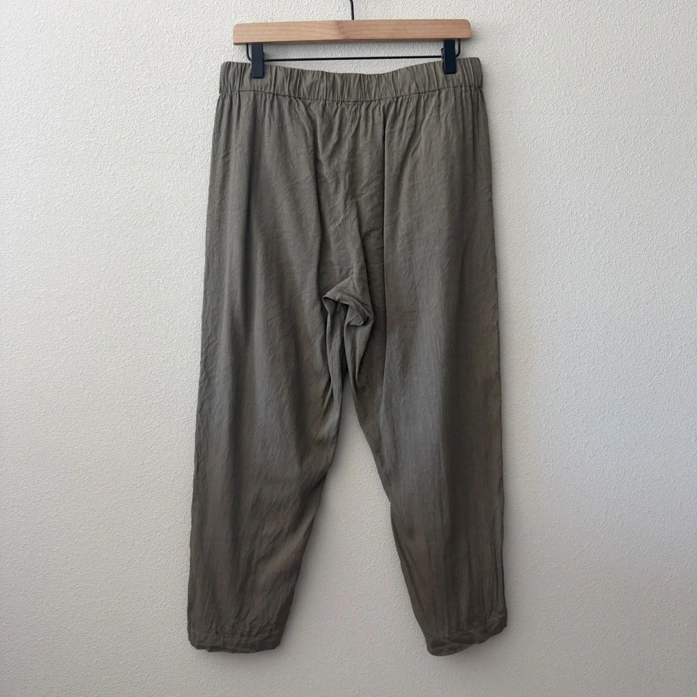 Aritzia lightweight linen